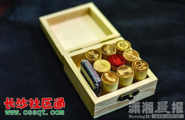 huangj1311244_nEO_IMG.jpg